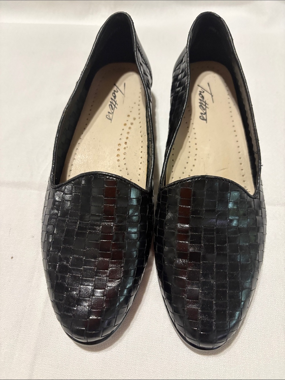Trotters Black Woven Leather Slip-On Flats